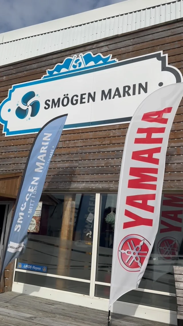 Vi firar även iår nationaldagen med att ha öppet! 🤩
Hämta din vinterförvaring, köp en båt eller kom bara förbi! 
Vi finns på plats, varmt välkomna ☀️
#smögenmarin #smögenmarinallinclusive #smögen #båtar
